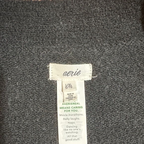 Aerie Black Cardigan - Picture 2 of 4